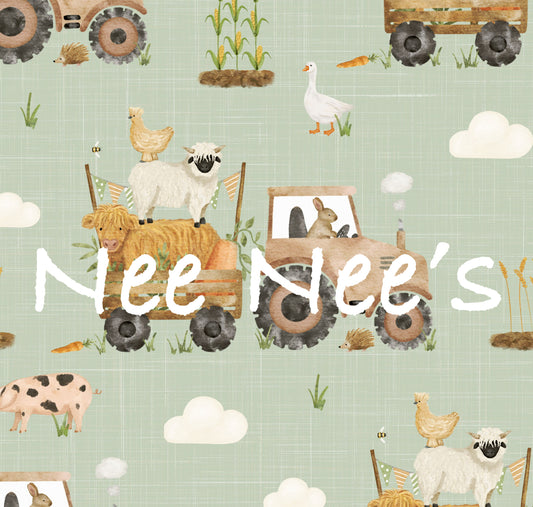 NEW - Farmyard Friends print T-Shirt