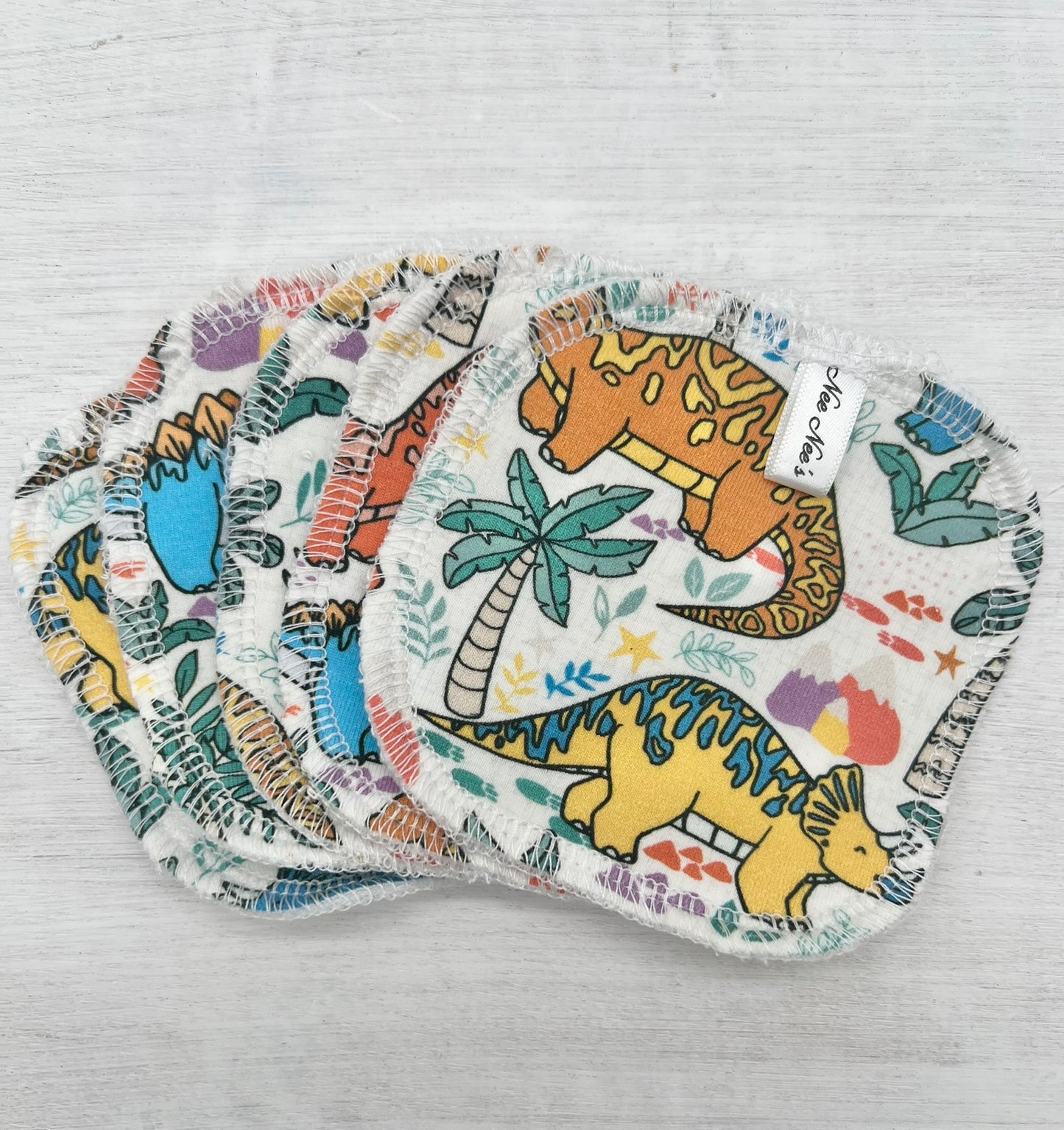 Reusable make up wipes